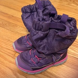 Stride Rite Sneaker Snow Boot